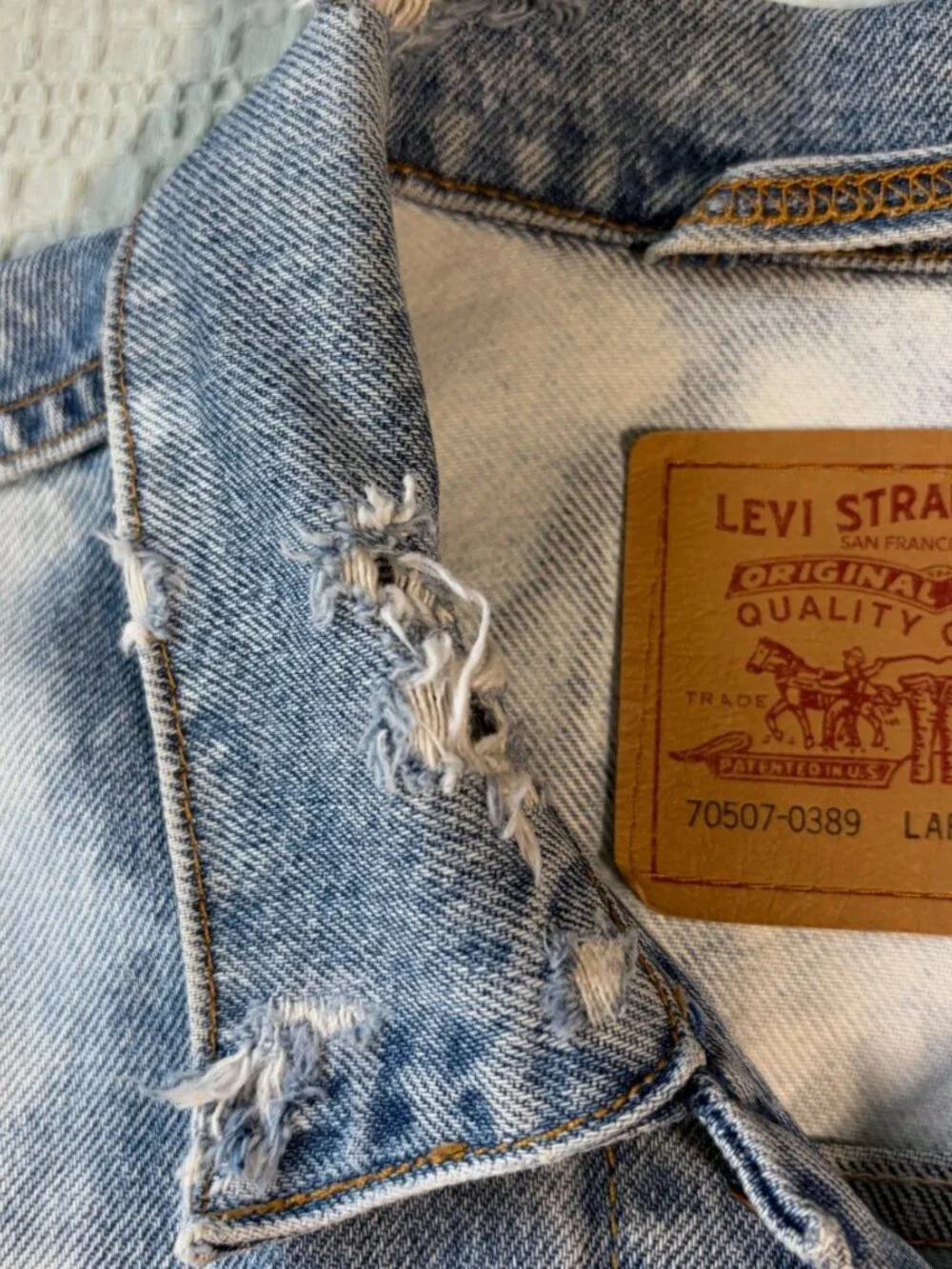 Vintage Levi's 70507 Black Label Denim Jacket L Made in USA Bleach Wash 90s - Picture 9 of 13